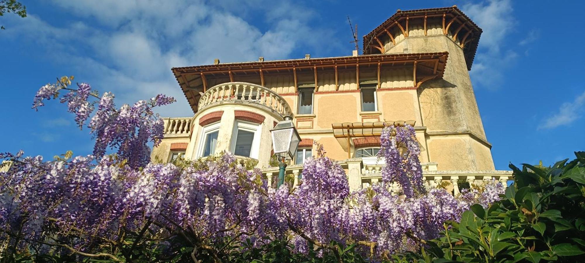 Gite De Charme Atypique Vue Panoramique Montrevault Εξωτερικό φωτογραφία