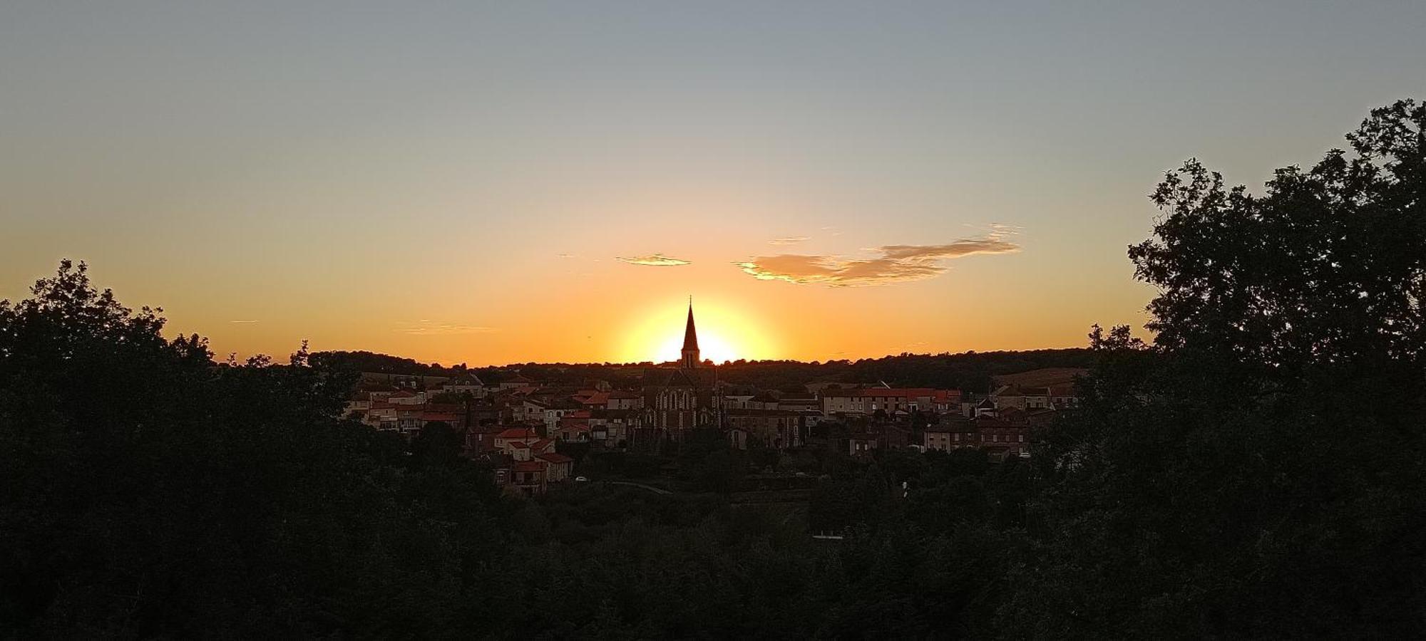 Gite De Charme Atypique Vue Panoramique Montrevault Εξωτερικό φωτογραφία