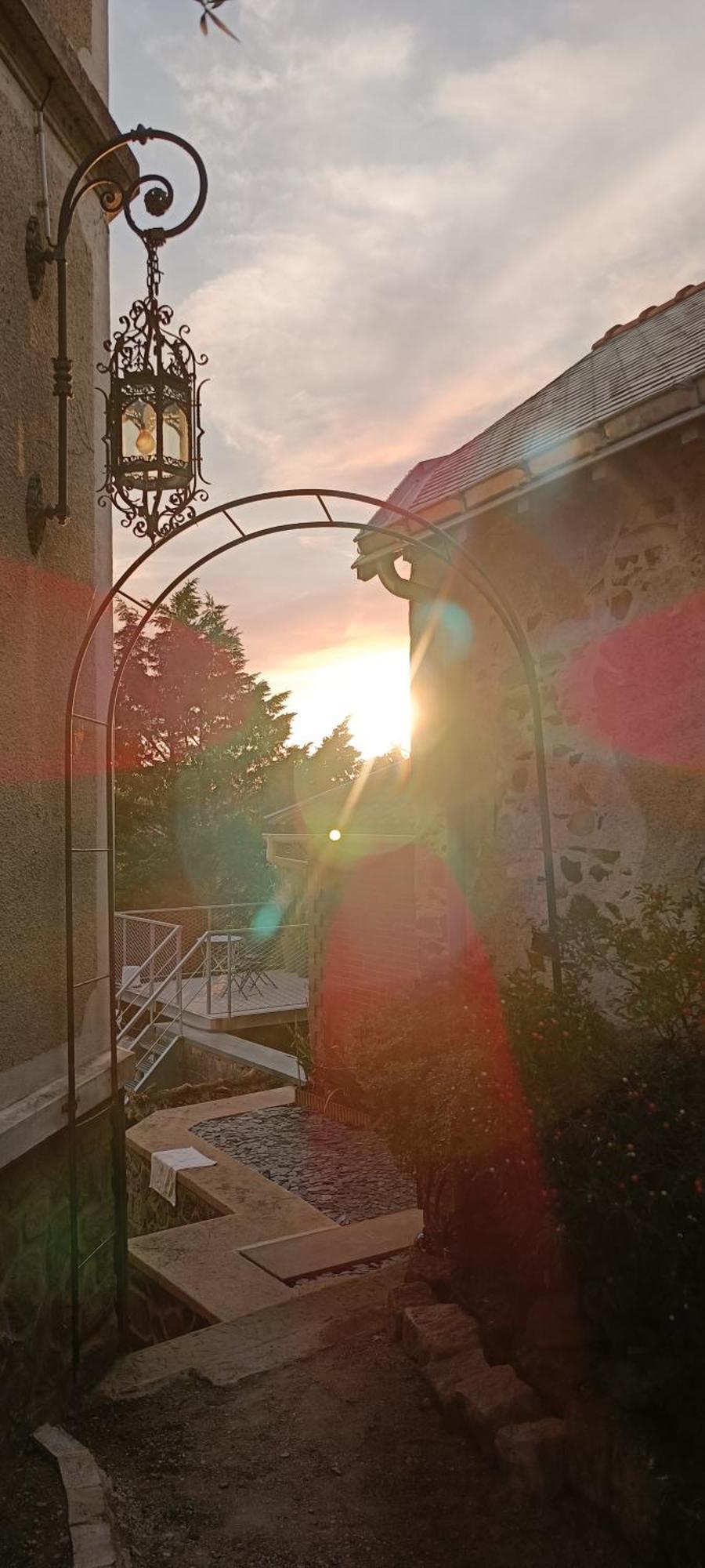 Gite De Charme Atypique Vue Panoramique Montrevault Εξωτερικό φωτογραφία