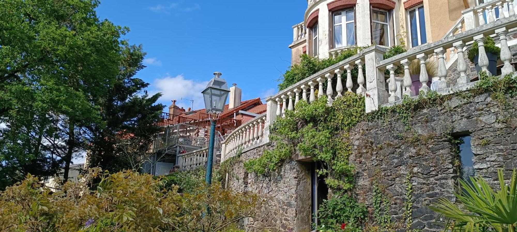 Gite De Charme Atypique Vue Panoramique Montrevault Εξωτερικό φωτογραφία